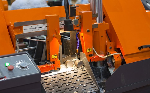 香洲龙门带锯床具备哪些优点？